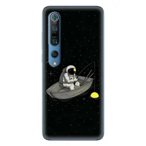 Силиконовый Чехол с принтом "Космонавты" на Xiaomi Mi 10 Pro (Космонавт на рыбалке)