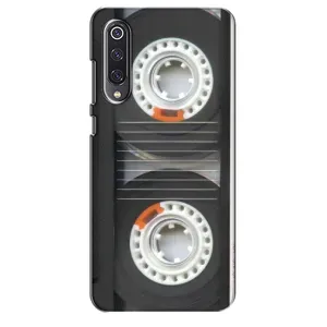 Чехол с Прикольным принтом на Xiaomi Mi 9 SE (Кассета магнитофона)