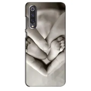 Чехлы для МАМЫ на Xiaomi Mi 9 SE (Любящие руки)