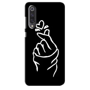 Чехлы (Знак сердечка) на Xiaomi Mi 9 SE (Сердце на черном)