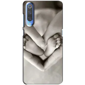 Чехлы для МАМЫ на Xiaomi Mi 9 (Любящие руки)