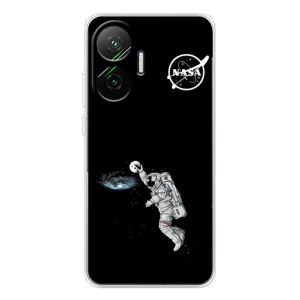 Силіконовый бампер з принтом "Наса" на Xiaomi POCO F7 (Космонавт баскетболіст)