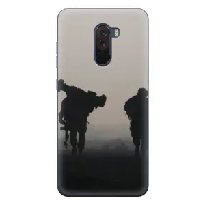 Чехлы на военную тематику для Xiaomi POCO F1 (Бой солдат)