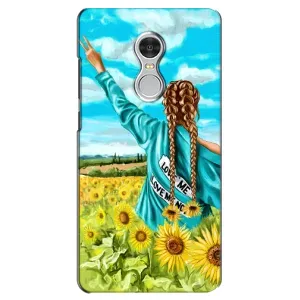 Чехол Стильные девушки на Xiaomi Redmi 5 (Девушка на поле)