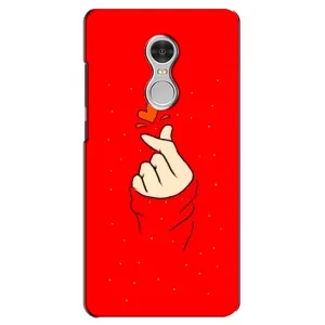 Чехлы (Знак сердечка) на Xiaomi Redmi 5 (Сердце на красном)