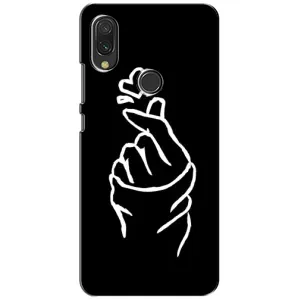 Чехлы (Знак сердечка) на Xiaomi Redmi 7 (Сердце на черном)