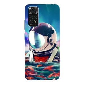 Силиконовый Чехол с принтом "Космонавты" на Xiaomi Redmi Note 11E Pro (Космонавт в воде)