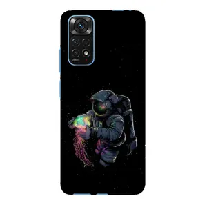 Силиконовый Чехол с принтом "Космонавты" на Xiaomi Redmi Note 11E Pro (В руках земля)