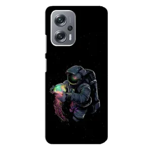 Силиконовый Чехол с принтом "Космонавты" на Xiaomi Redmi Note 12 Pro (5g) (В руках земля)