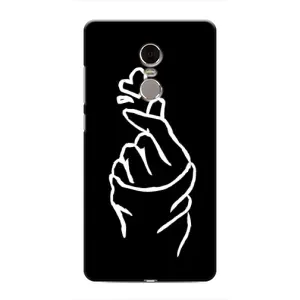 Чехлы (Знак сердечка) на Xiaomi Redmi Note 4 (Сердце на черном)