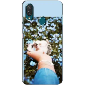 Чехлы с изображением разных животных для ZTE Blade V10 Vita (Ежик на руках)