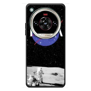 Силиконовый бампер с принтом "Наса" на ZTE Nubia Focus 2 Ultra (Nasa на луне)