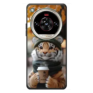 Печатный чехол «Зверята с кофе» для ZTE Nubia Focus 2 Ultra (Тигр с кофе)