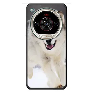 Чехол с Волком на ZTE Nubia Focus 2 Ultra (Волк на снегу)