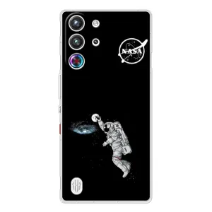 Силиконовый бампер с принтом "Наса" на ZTE Nubia RedMagic 10 Pro (Космонавт баскетболист)