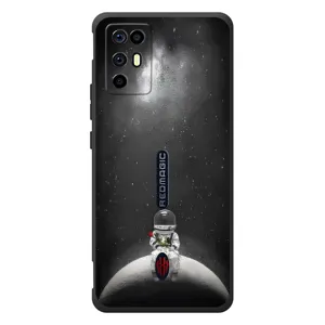 Силиконовый Чехол с принтом "Космонавты" на ZTE Nubia RedMagic 6R (Космонавт романтик)