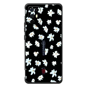 Чехол с ромашками на ZTE Nubia RedMagic 6R (Маленькие ромашки)