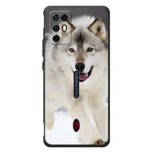 Чохол з Вовком на ZTE Nubia RedMagic 6R (Вовк біжить по снігу)