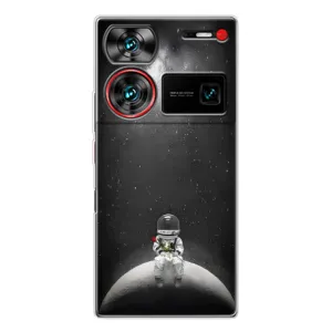 Силиконовый Чехол с принтом "Космонавты" на ZTE Nubia Z60 Ultra (Космонавт романтик)