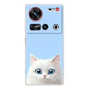 Чехол на тематику: Коты для ZTE Nubia Z70 Ultra (Белый кот)