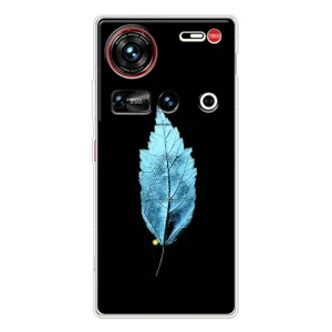 Чехол с картинками на черном фоне для ZTE Nubia Z70 Ultra (Листочек)