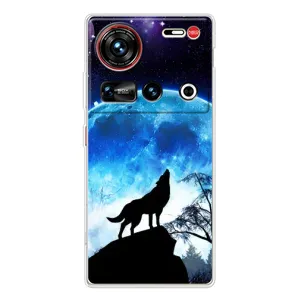 Чехол с Волком на ZTE Nubia Z70 Ultra (Воет на луну)