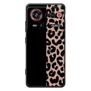Чехол с леопардовым принтом на ZTE nubia Z80 Ultra (Леопардовый фон)