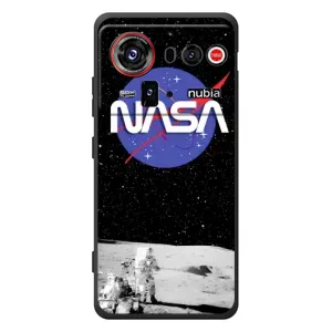 Силиконовый бампер с принтом "Наса" на ZTE nubia Z80 Ultra (Nasa на луне)