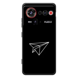 Чехол с картинками на черном фоне для ZTE nubia Z80 Ultra (Самолетик)