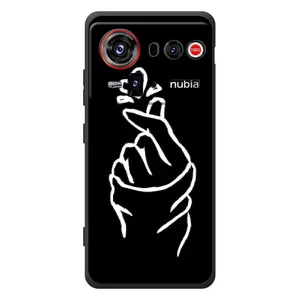 Чехлы (Знак сердечка) на ZTE nubia Z80 Ultra (Сердце на черном)