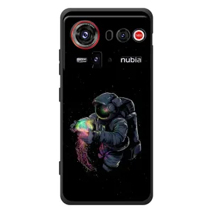 Силиконовый Чехол с принтом "Космонавты" на ZTE nubia Z80 Ultra (В руках земля)