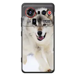 Чехол с Волком на ZTE nubia Z80 Ultra (Волк на снегу)